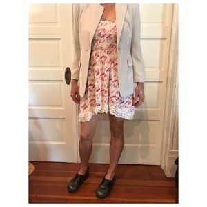 Selling outfit (shoes not included)